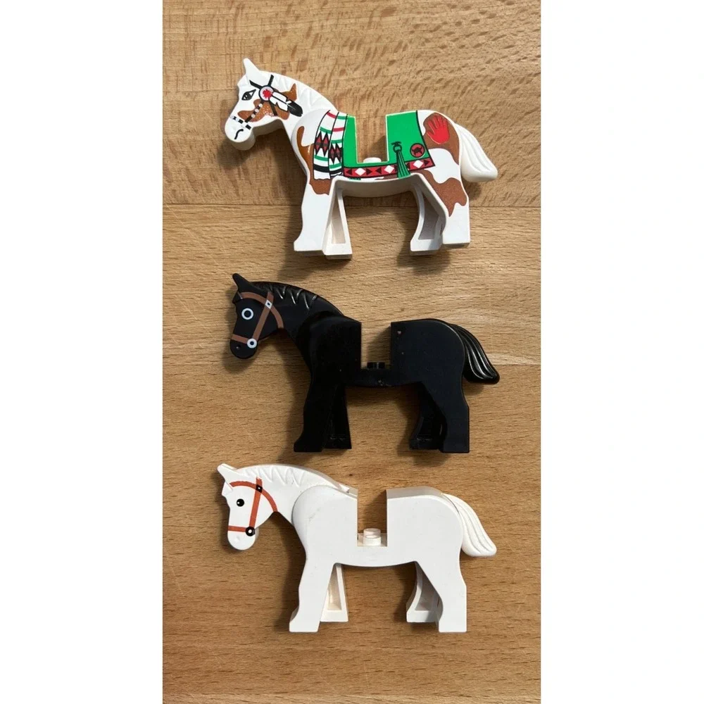 Lot of 3 Used LEGO Horses White Black Painted Saddle Castle Western